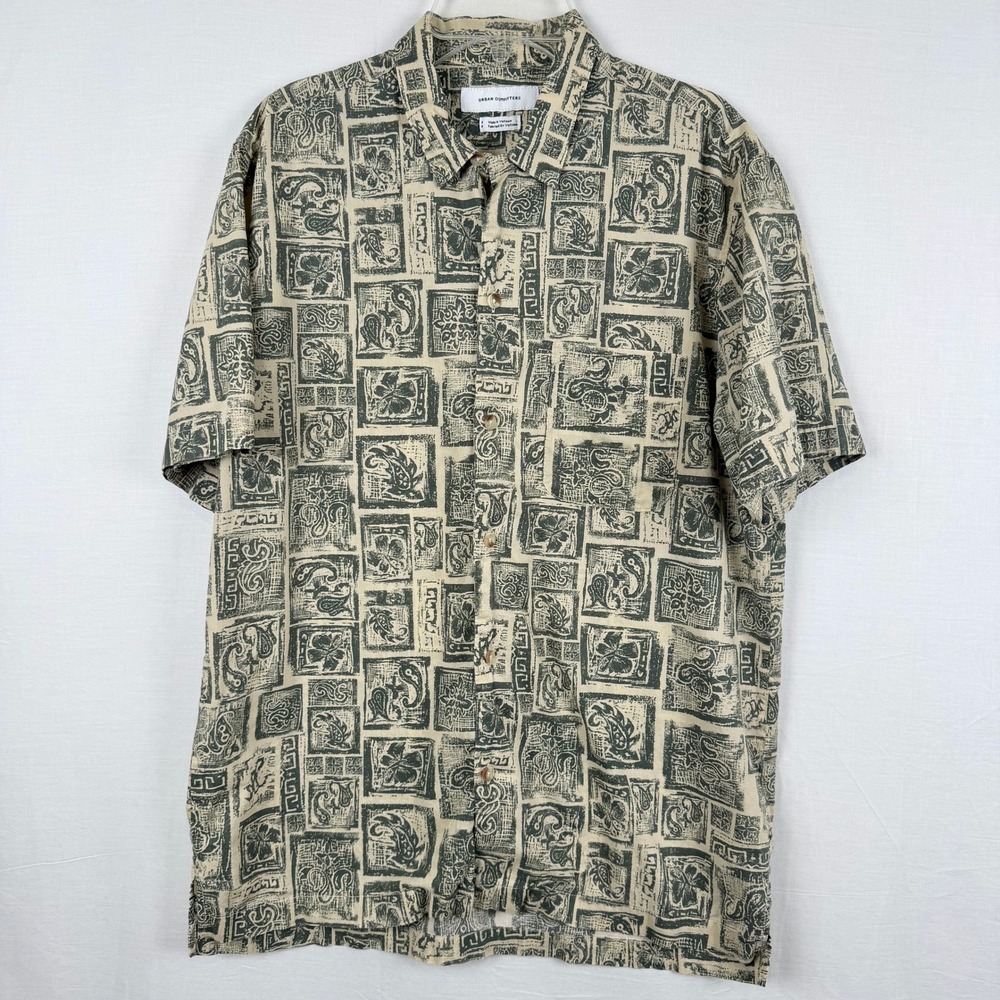 Urban Outfitters Mens Small Paisley Block Print Short Sleeve Button Down Shirt